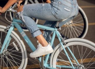 Jeździsz na rowerze i chcesz kupić najlepszy rower damski, ale nie masz pewności, jaki typ roweru jest najlepszy dla Ciebie i Twojego budżetu? Możemy pomóc! Sprawdź nasz przewodnik zakupowy a wszystko zaraz będzie jasne!